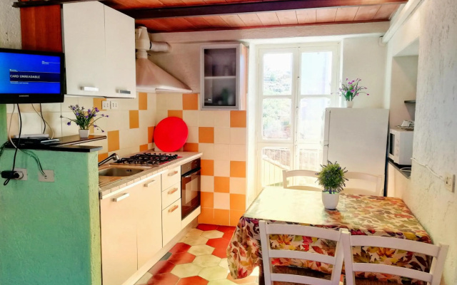 Bike NIGHT-bike friendly, cozy loft, Finale Ligure