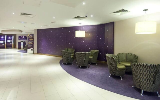 Premier Inn Halifax Town Centre