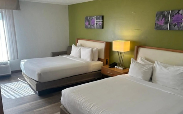 Sleep Inn & Suites