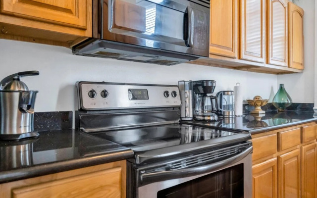 Chic Canal Street Retreat