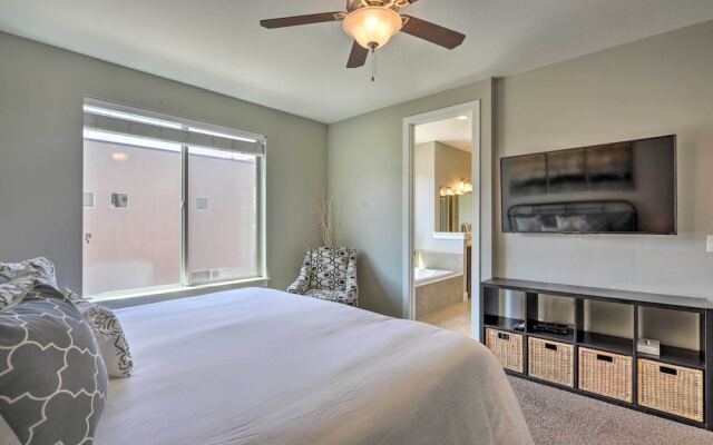 Luxury Downtown Moab Townhome w/ Pool Access!