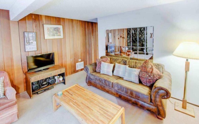 Sherwin Villas- Free Shuttle & Near Skiing!