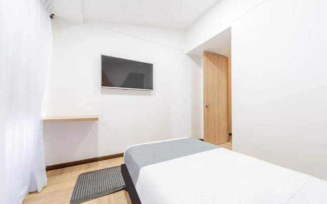 Ayenda De La Calle Real