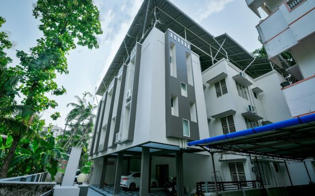 Kadavil Suites by OYO Rooms