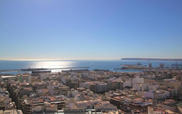 CasaTuris Estudio vistas increíbles en Centro de Alicante A115