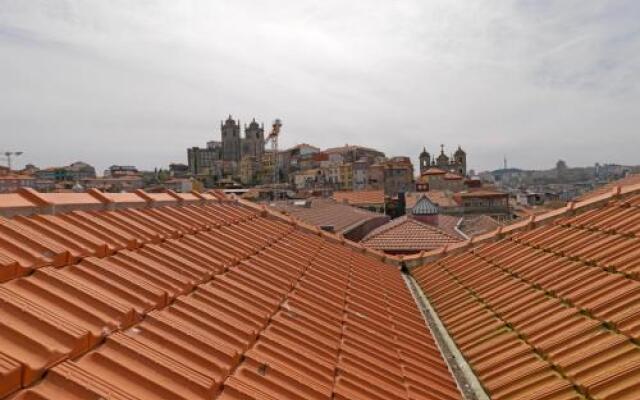 Feels Like Home Porto Modern Rooftop