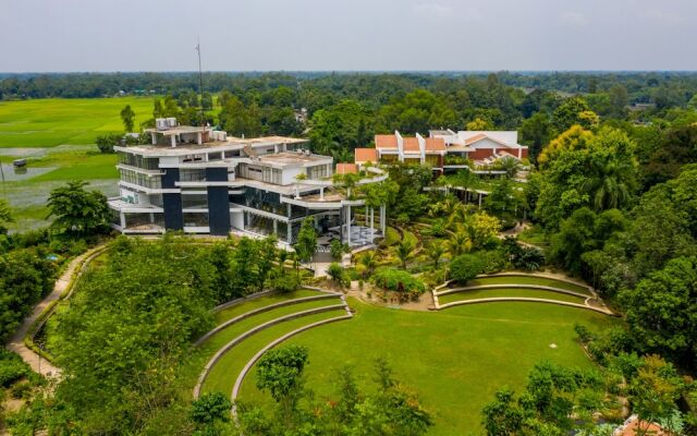 Water Garden Resort & Spa