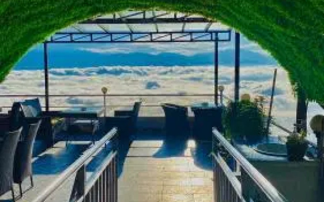 SPOT ON 393 Himalayan Sunrise