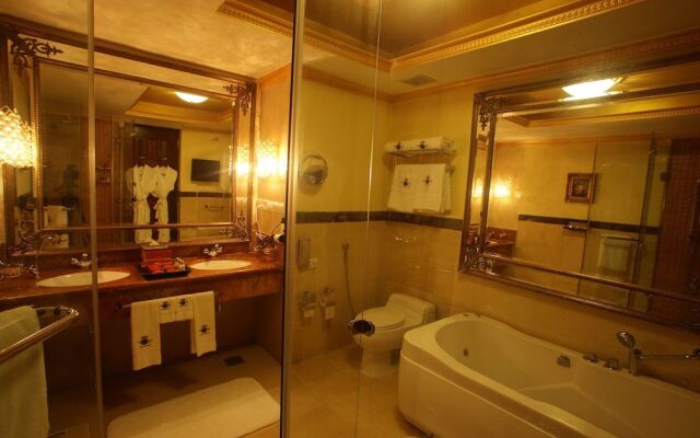 Imperial Grand Palace Hotel
