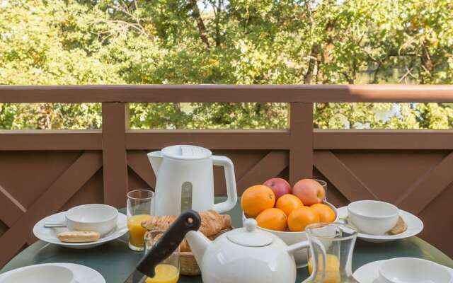 Traditional, Stylish Villa in a Culturally Rich Region