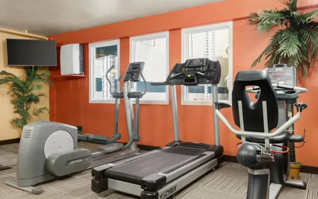 Travelodge Lloydminster