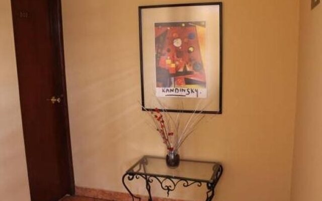 Milano Hostal