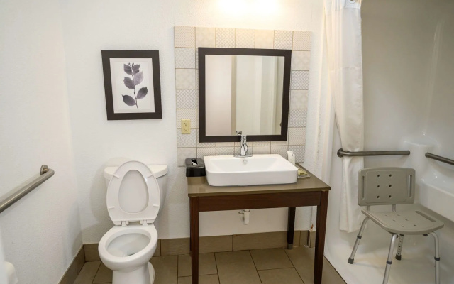 Country Inn & Suites by Radisson, Greenfield, IN