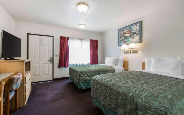 Rodeway Inn Beaumont 1-10