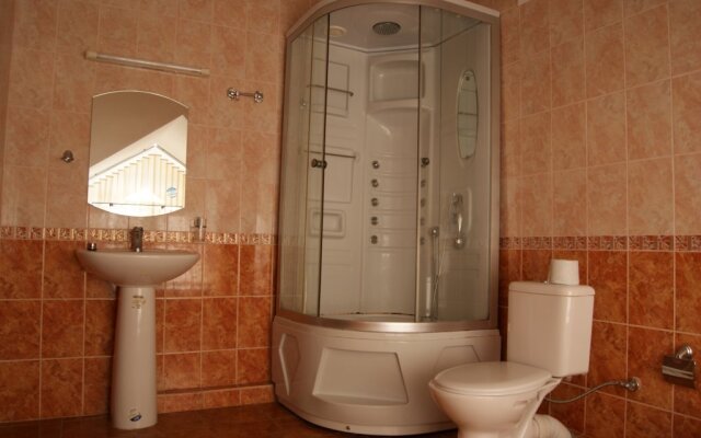 Kotedzhi V Dzhemete Guest House