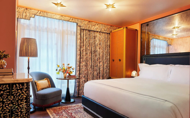 The Fifth Avenue Hotel