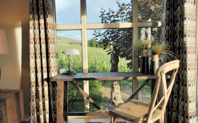 Naramata Bench 3 3 Bedrooms 1.5 Bathroom Home