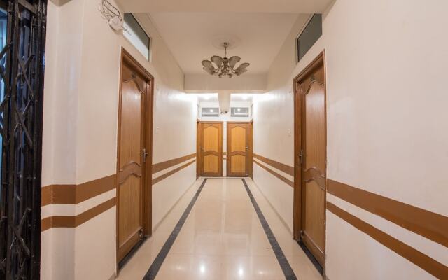 OYO 9903 Hotel Care Residency