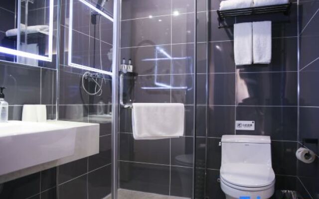 Rest Comfort Hotel (Wenzhou Lucheng)
