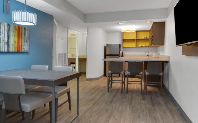 Holiday Inn Resort Orlando Suites - Waterpark by IHG