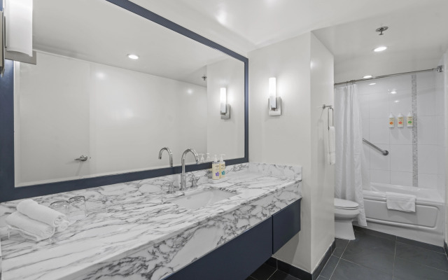 Ala Moana Hotel by LSI Resorts