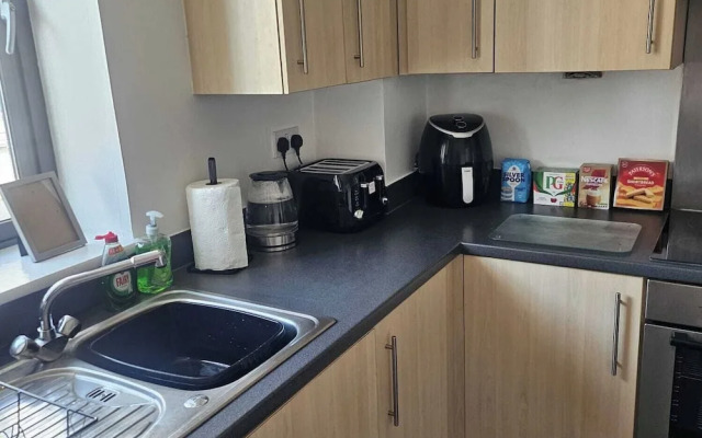 2 Bed-1 Bath-city Centre-balcony