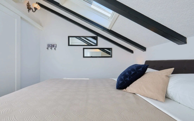 Hedera Estate, Hedera A42