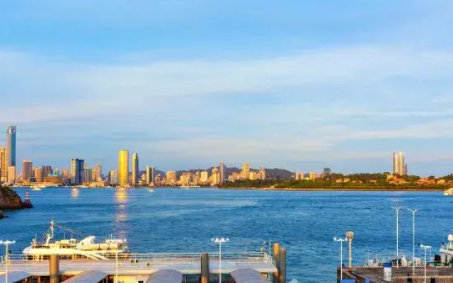 Xiamen Luhai Bay Sea View Hotel (Songyu Wharf Store)