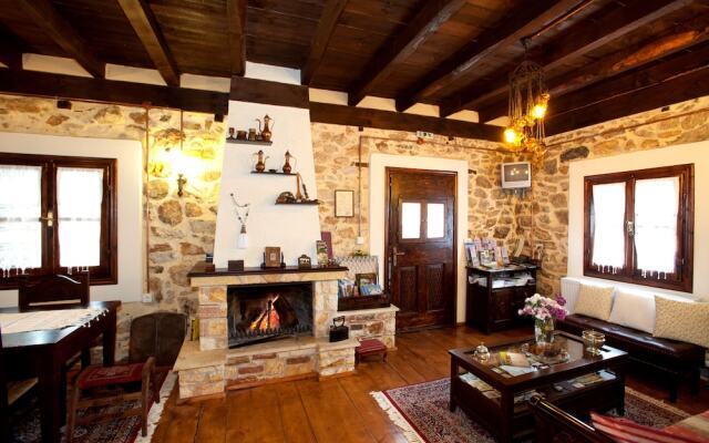 To Archontiko Guest House