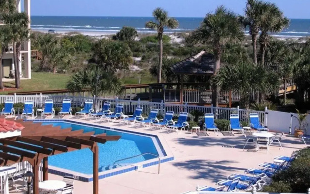 Ocean Village Club O15
