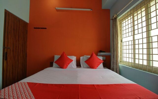 OYO 15392 Sri Sai Guru Comforts