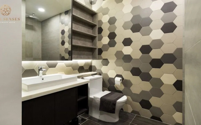 Ceylonz Suite by Five Senses