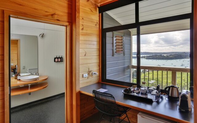 Te Whau Lodge