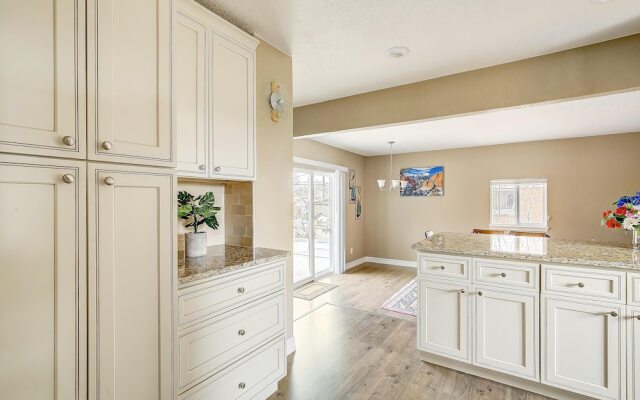 Sunny 5 Bedroom House