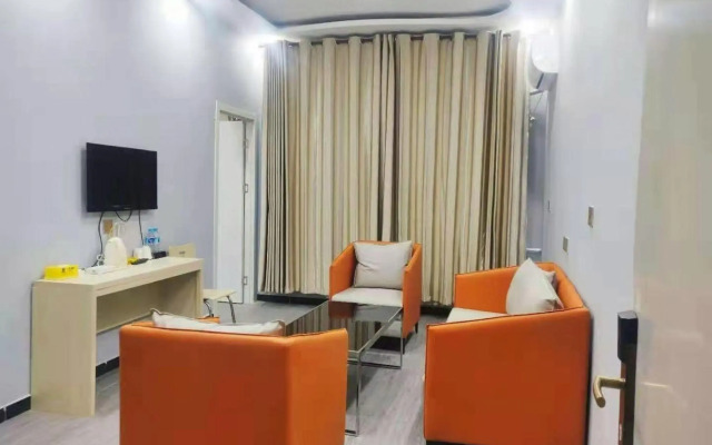 7Days Inn Hotel (Huailai Donghuayuan)