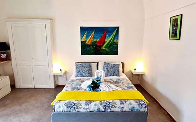 Luna Caprese Room