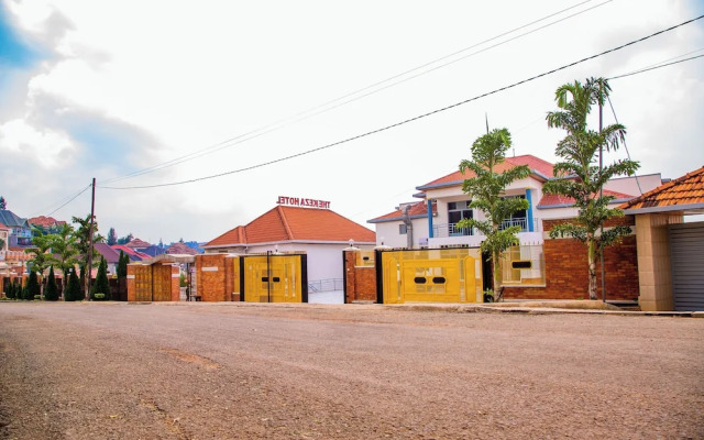 Room-the Keza Hotel and Apartment