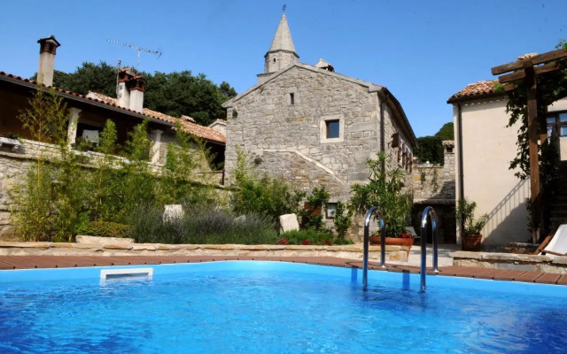 Holiday Homes Poli Svetega Antona