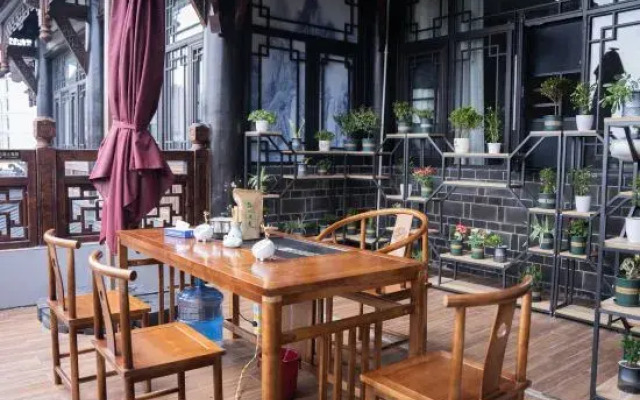 Manju Yuehu Smart Hotel (Pingyuan Ancient Town Branch)