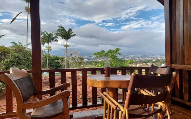 Costa Verde Inn