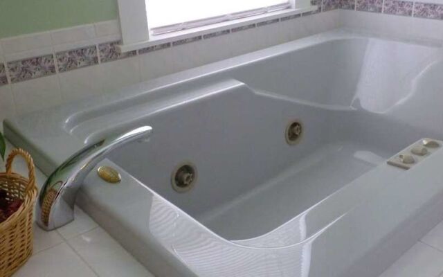 The Trumbull House Bed and Breakfast