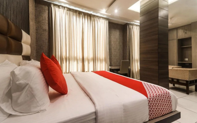 Oyo 17016 Galaxy Inn