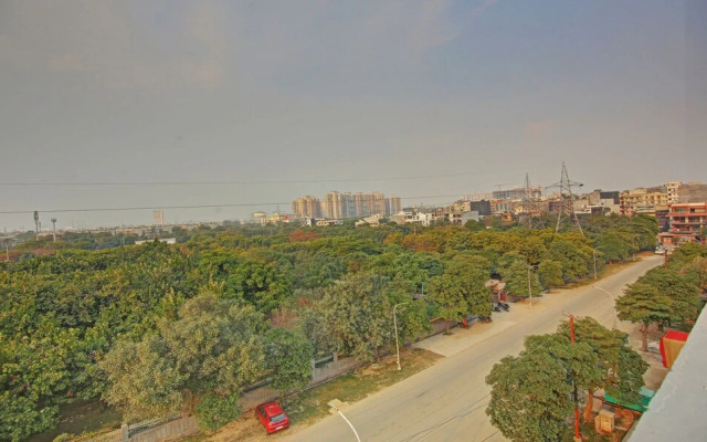 Treebo Amaya Inn Sector 72