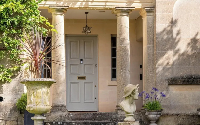 Somerset House - Charming Period 1BD