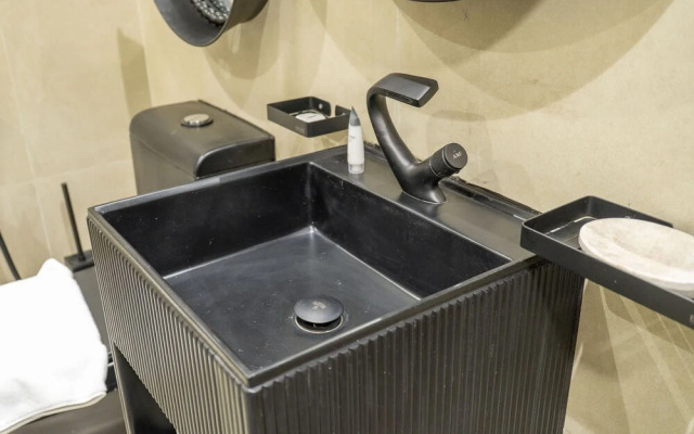 Extravagant Studio Stay for 2 in JVC