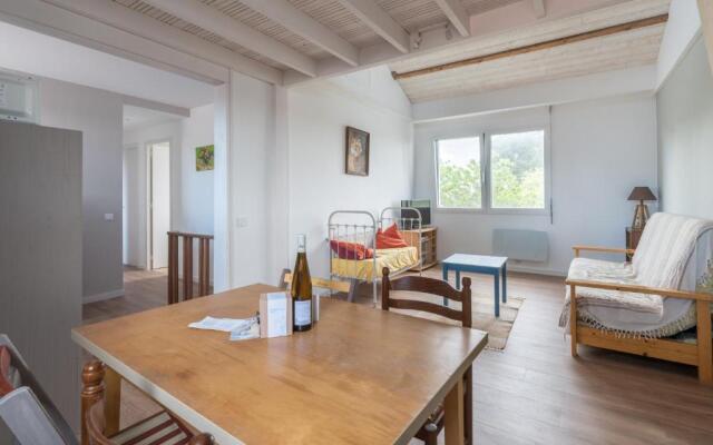 Appartement moderne refait a neuf proche plage