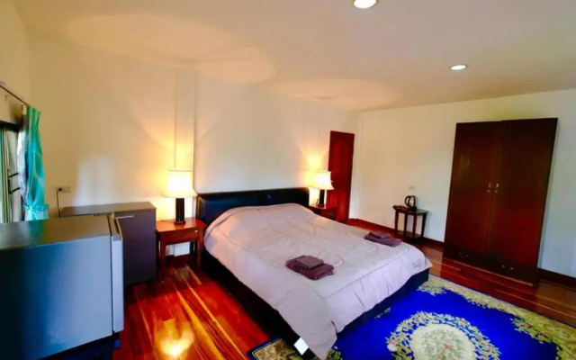 Lyndale Lodge