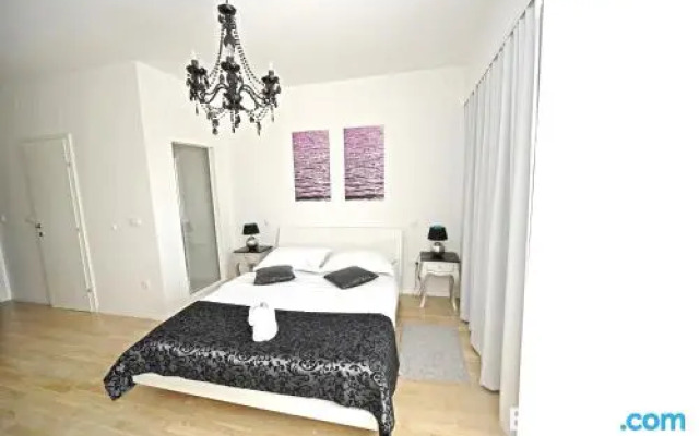 Tinel Superior Residence