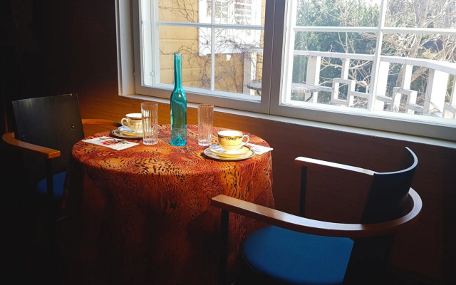 Theater and Beach Apartment