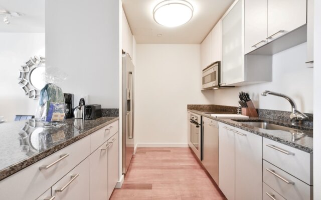 Global Luxury Suites at Boston Garden